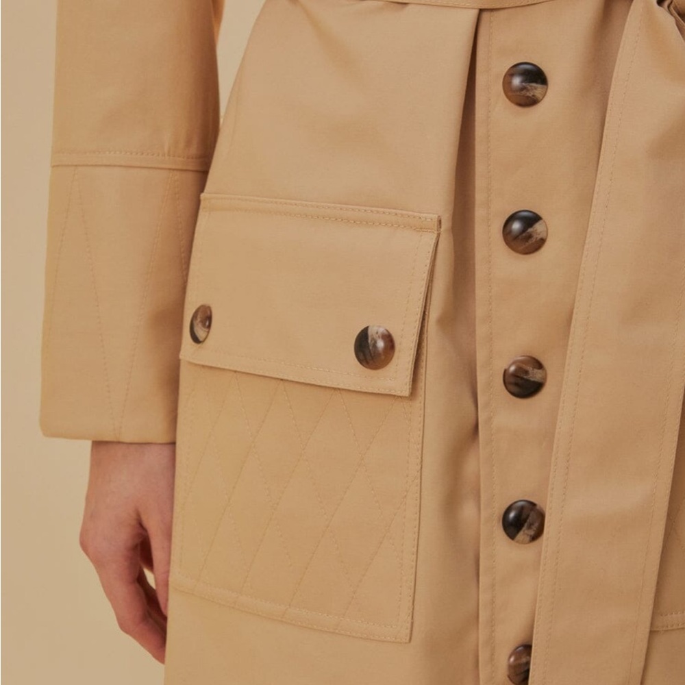 NWT FARM Rio Pockets over Nude Beige Belted Trench Coat, Size M - Picture 4 of 7